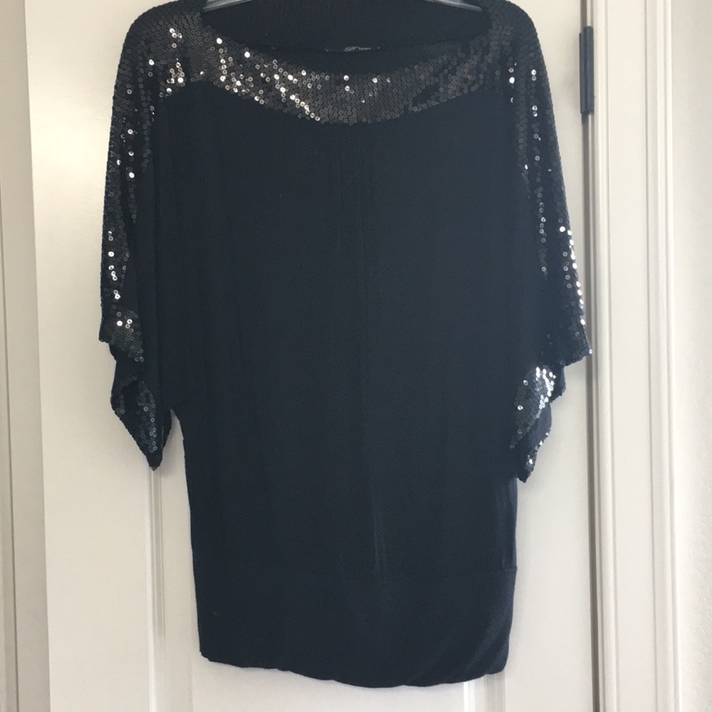 Stretchy black sequin top